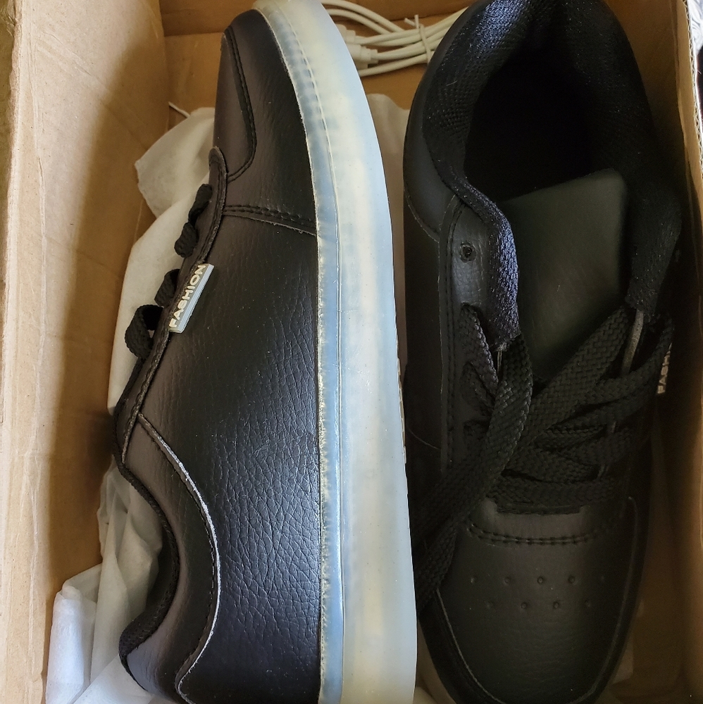 light up black sneakers